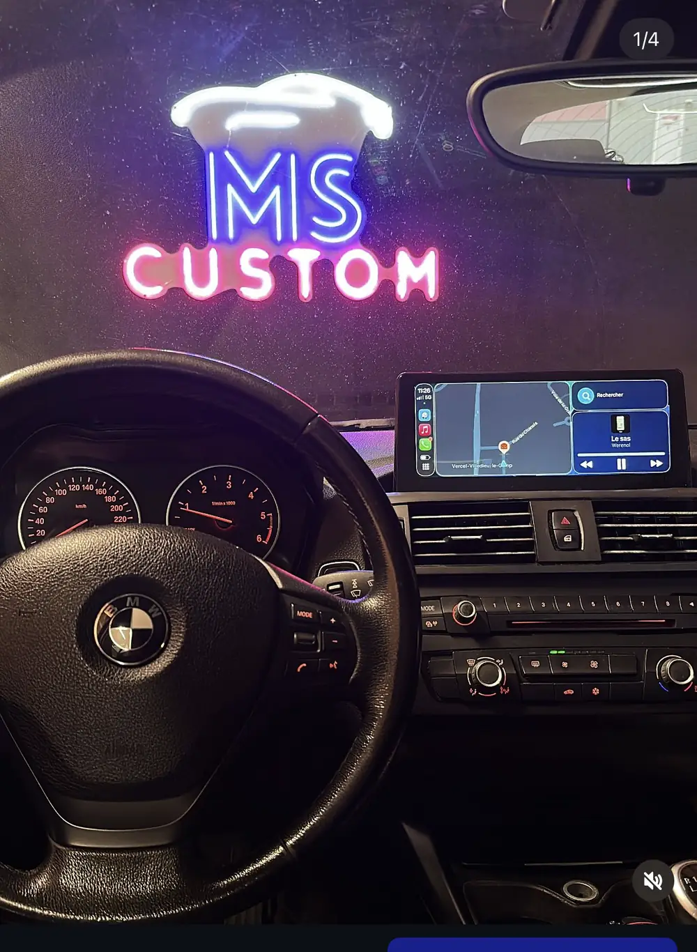 BMW Série 1 F20 : écran d'origine remplacé par un grand écran tactile compatible CarPlay