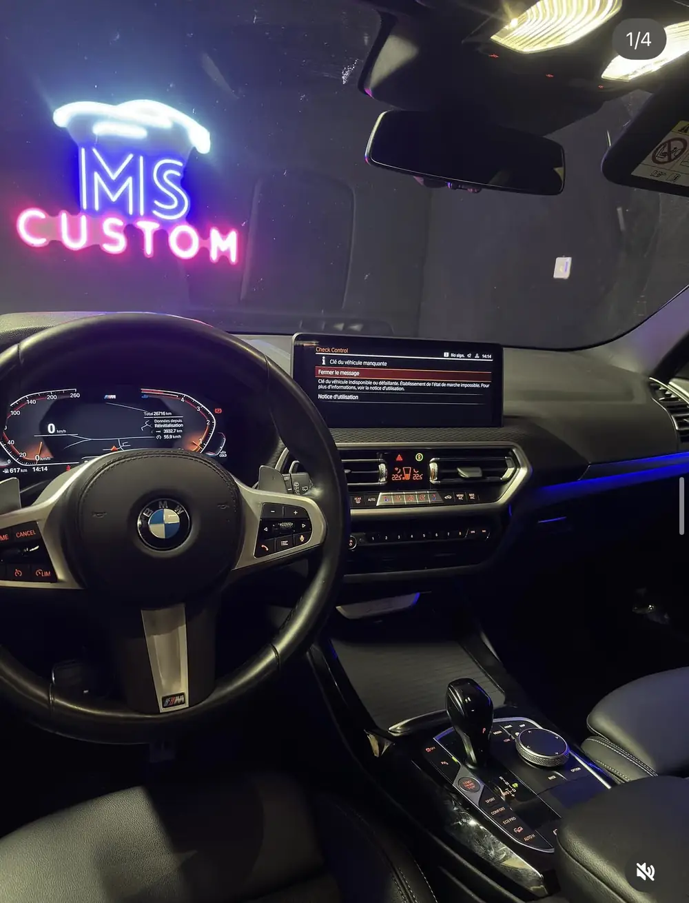 BMW X3 G01 : éclairage d'ambiance bleu sur la planche de bord et les contre-portes